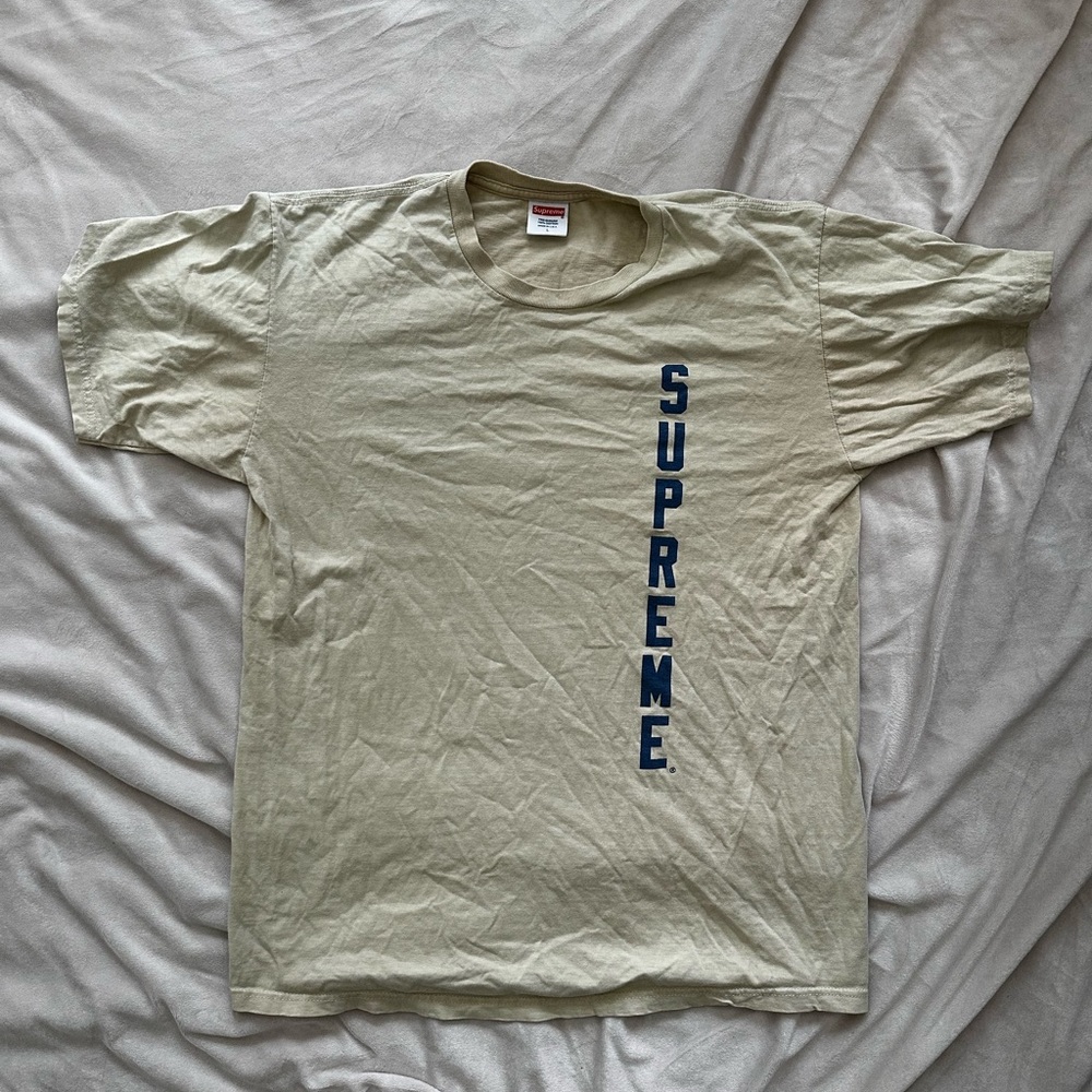 Supreme T-shirt